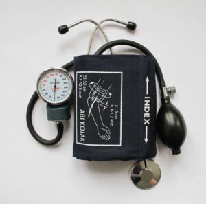 Lekarski ciśnieniomierz zegarowy ze stetoskopem KaDeS